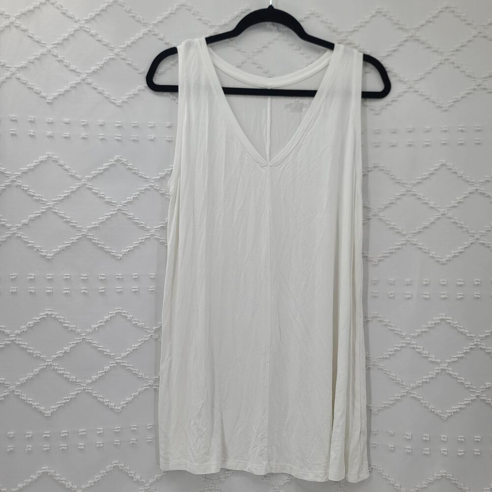 Lane Bryant "The Swing Collection" tank bundle of 2  white & pink Size 14/16 - Picture 2 of 15